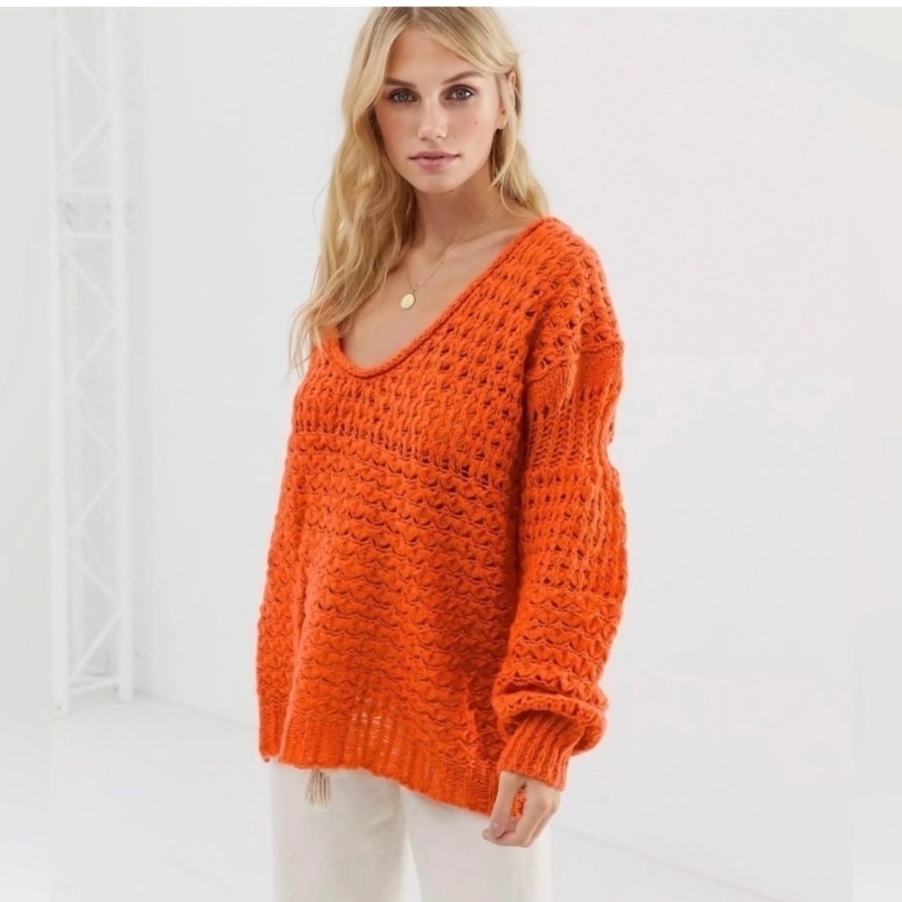 FREE PEOPLE Crashing Waves Orange Knit Pullover Oversized Sweater / XS